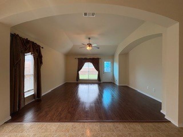 1228 Brownford Drive, Fort Worth, TX 76028