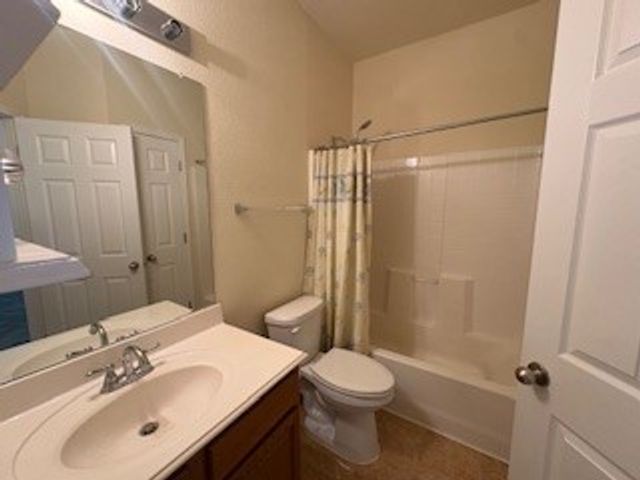 1228 Brownford Drive, Fort Worth, TX 76028