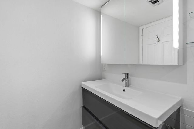 5601 Woodrow Ave, Austin, TX 78748