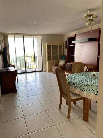 16751 NE 9th Ave 612, North Miami Beach, FL 33162