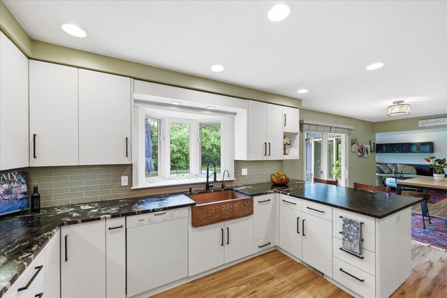8913 S Minnehaha Circle, Saint Louis Park, MN 55426
