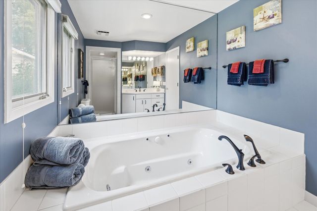 8913 S Minnehaha Circle, Saint Louis Park, MN 55426