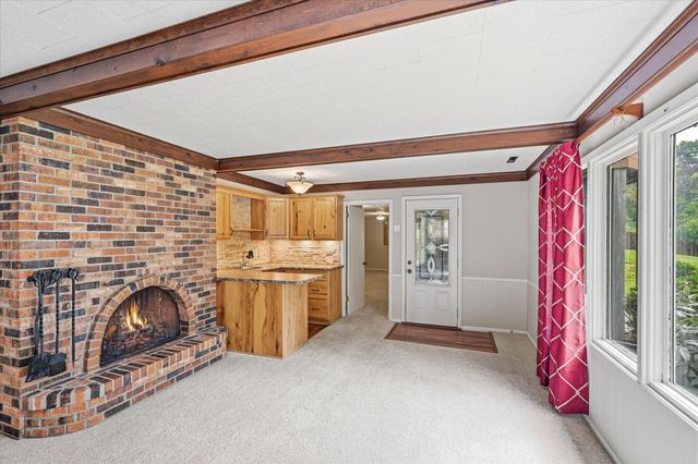 8913 S Minnehaha Circle, Saint Louis Park, MN 55426