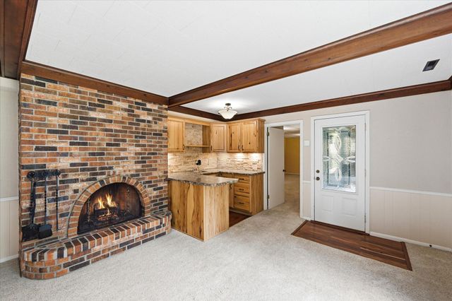 8913 S Minnehaha Circle, Saint Louis Park, MN 55426