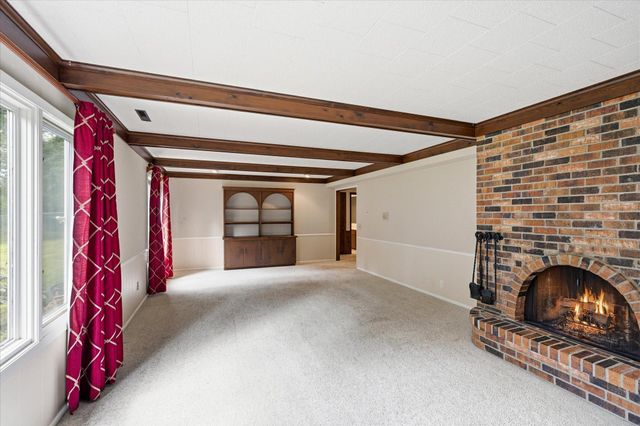 8913 S Minnehaha Circle, Saint Louis Park, MN 55426