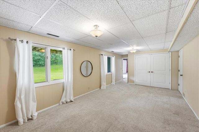 8913 S Minnehaha Circle, Saint Louis Park, MN 55426
