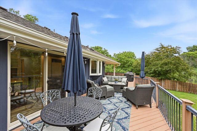 8913 S Minnehaha Circle, Saint Louis Park, MN 55426