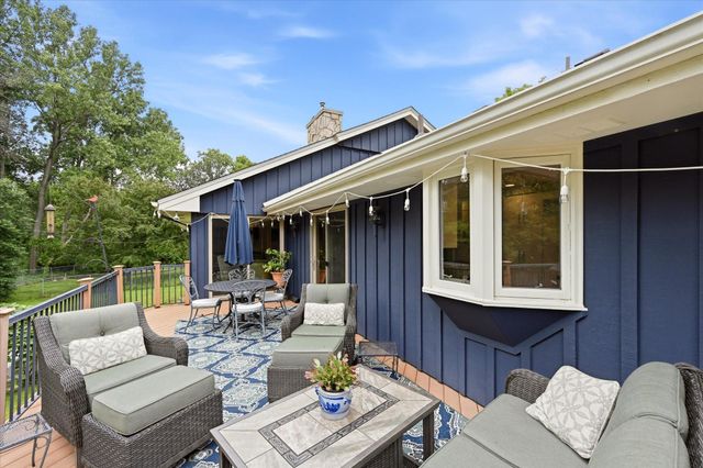 8913 S Minnehaha Circle, Saint Louis Park, MN 55426