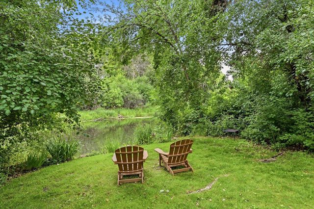8913 S Minnehaha Circle, Saint Louis Park, MN 55426