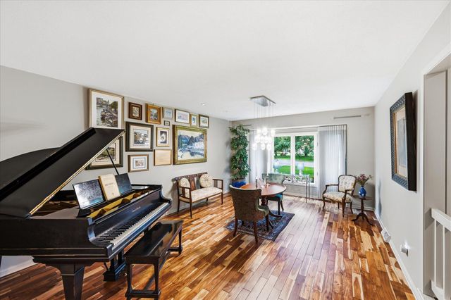 8913 S Minnehaha Circle, Saint Louis Park, MN 55426