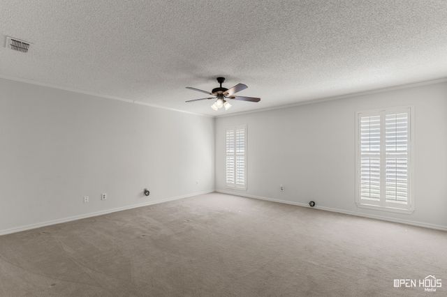 1701 E Spring Street, Henrietta, TX 76365