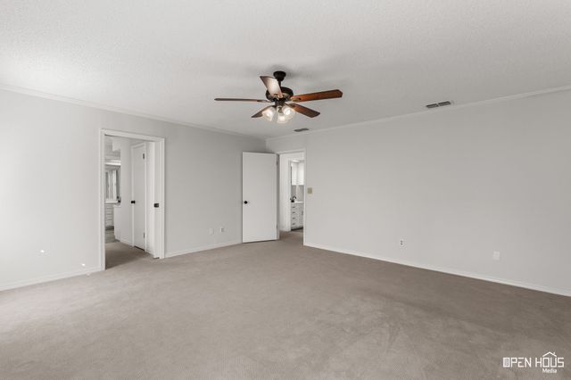 1701 E Spring Street, Henrietta, TX 76365