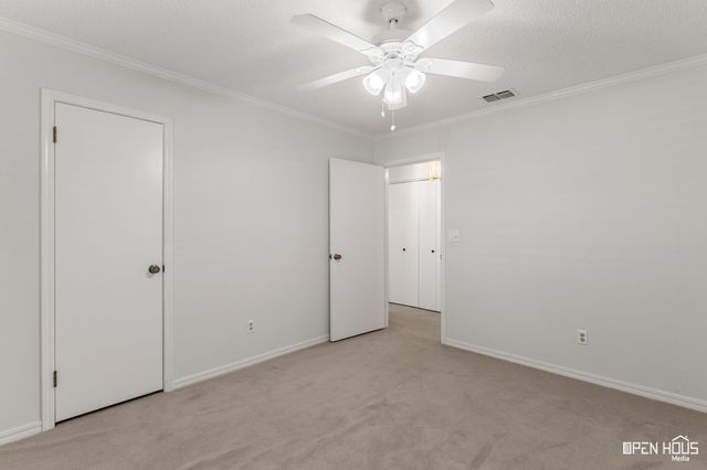 1701 E Spring Street, Henrietta, TX 76365