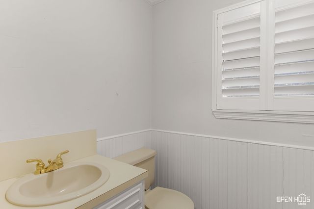 1701 E Spring Street, Henrietta, TX 76365