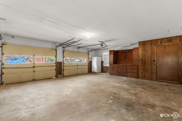 1701 E Spring Street, Henrietta, TX 76365