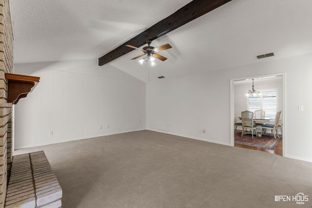 1701 E Spring Street, Henrietta, TX 76365