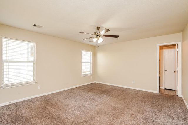 6622 Hawthorne Falls Lane, Houston, TX 77049