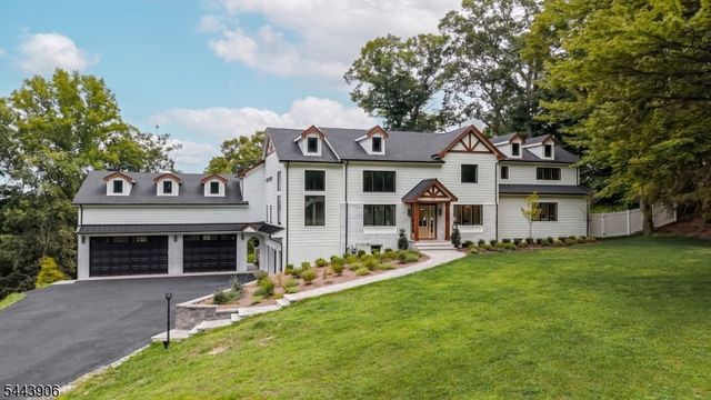 180 Roundtop Rd, Bernardsville Boro, NJ 07924