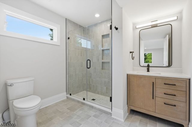 180 Roundtop Rd, Bernardsville Boro, NJ 07924