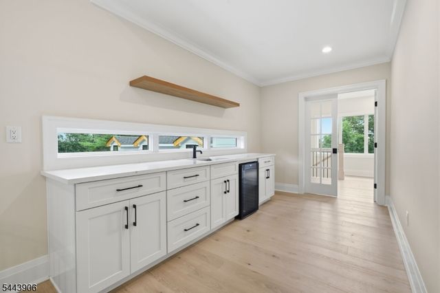 180 Roundtop Rd, Bernardsville Boro, NJ 07924