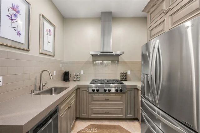 14 Lonestar, Irvine, CA 92602