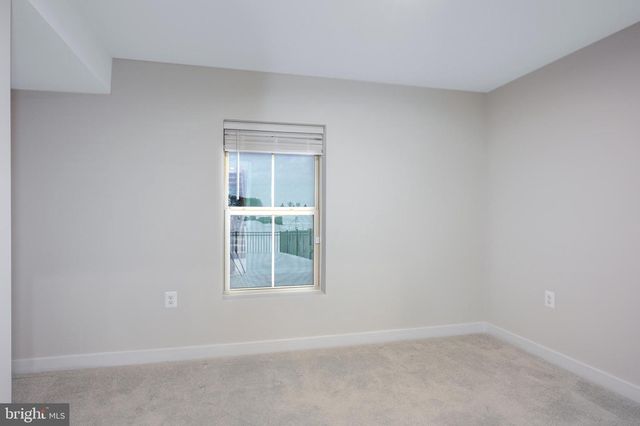 2482 SILVER LEAF DR, Frederick, MD 21702