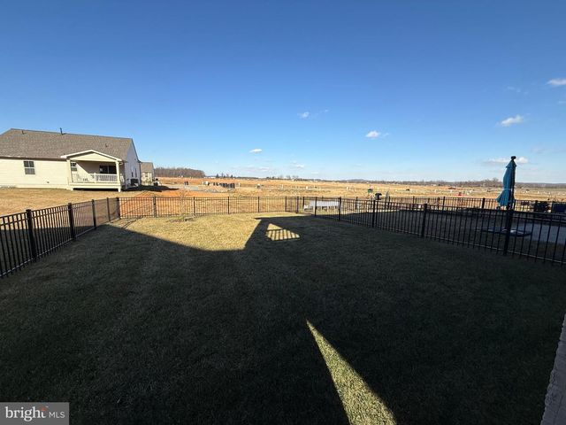 2482 SILVER LEAF DR, Frederick, MD 21702