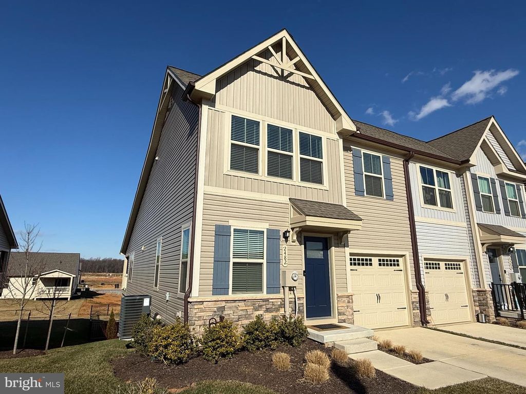 2482 SILVER LEAF DR, Frederick, MD 21702
