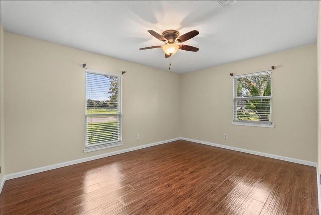 802 Riverside Drive, Alvin, TX 77511