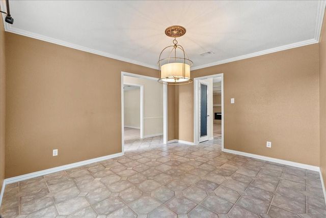 802 Riverside Drive, Alvin, TX 77511