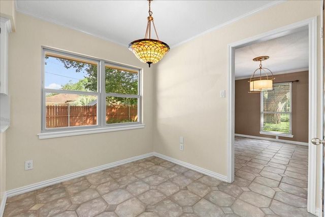 802 Riverside Drive, Alvin, TX 77511