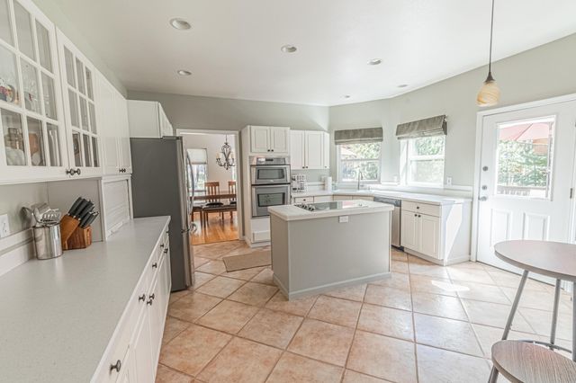 16876 Pony Express Way, Bend, OR 97707