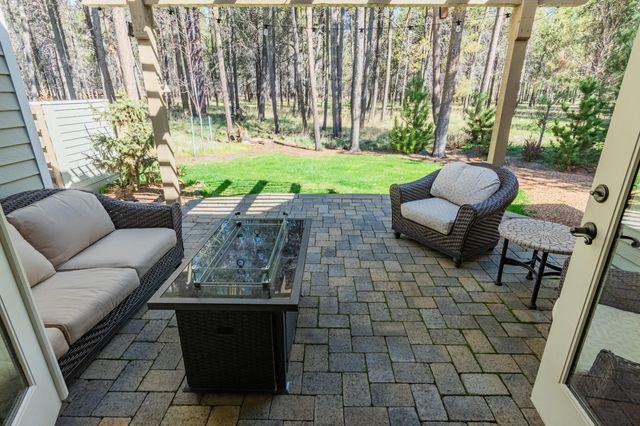 16876 Pony Express Way, Bend, OR 97707