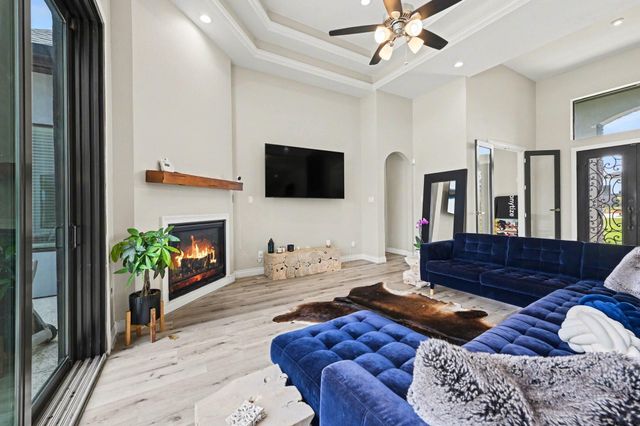 8615 Den Oak Drive, Richmond, TX 77406