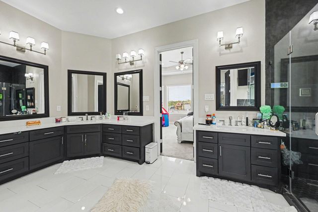 8615 Den Oak Drive, Richmond, TX 77406