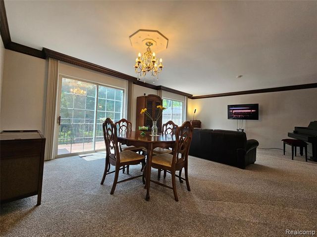 1437 Lantern Lane, Rochester Hills, MI 48306