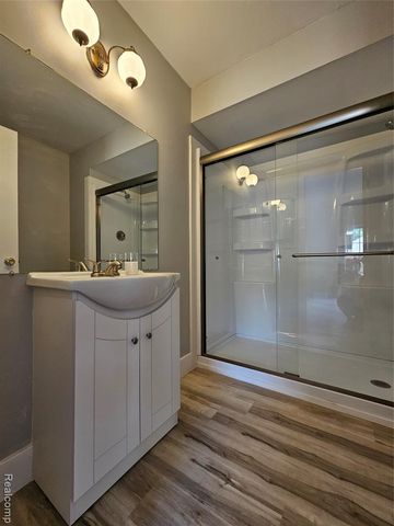 1437 Lantern Lane, Rochester Hills, MI 48306