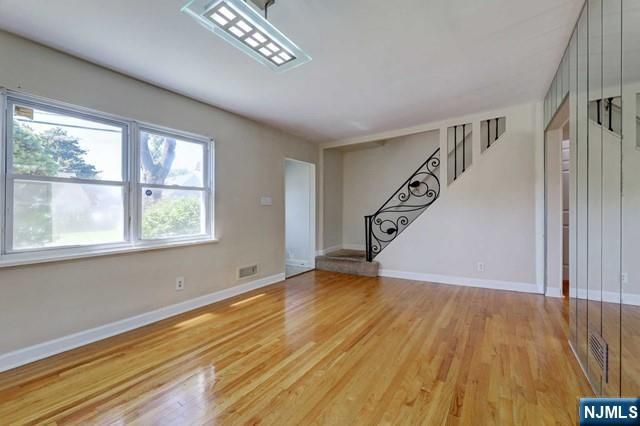 15-47 Elmary Place, Fair Lawn, NJ 07410