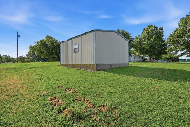 409 Katie Rose Lane, Southmayd, TX 75092