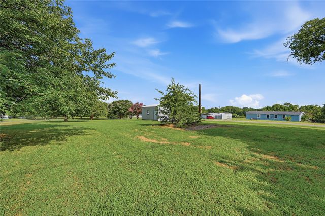 409 Katie Rose Lane, Southmayd, TX 75092