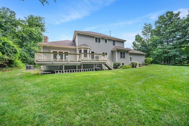 3 Suffolk Cir, Andover, MA 01810
