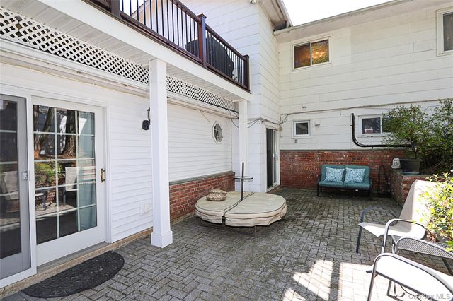 73 Rumford Road, Kings Park, NY 11754