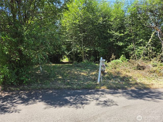 11 xx 6th Avenue SE, Issaquah, WA 98027