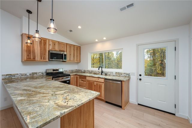 114 Wood St, North Beaver Twp, PA 16102