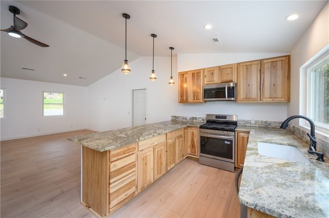 114 Wood St, North Beaver Twp, PA 16102