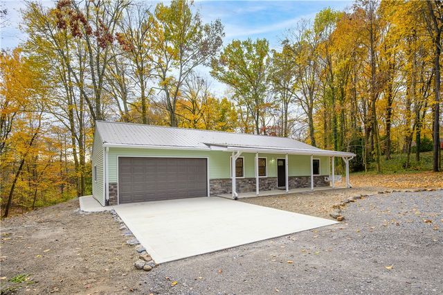 114 Wood St, North Beaver Twp, PA 16102