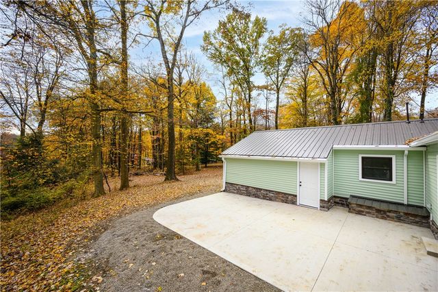 114 Wood St, North Beaver Twp, PA 16102