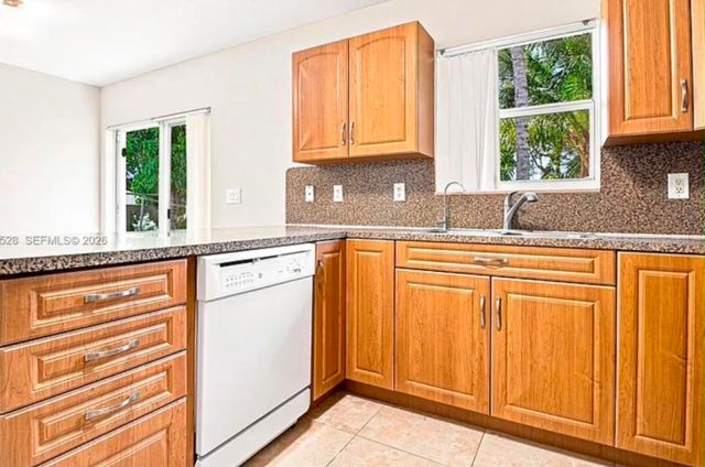 3523 NW 194TH Terrace NW, Miami Gardens, FL 33056