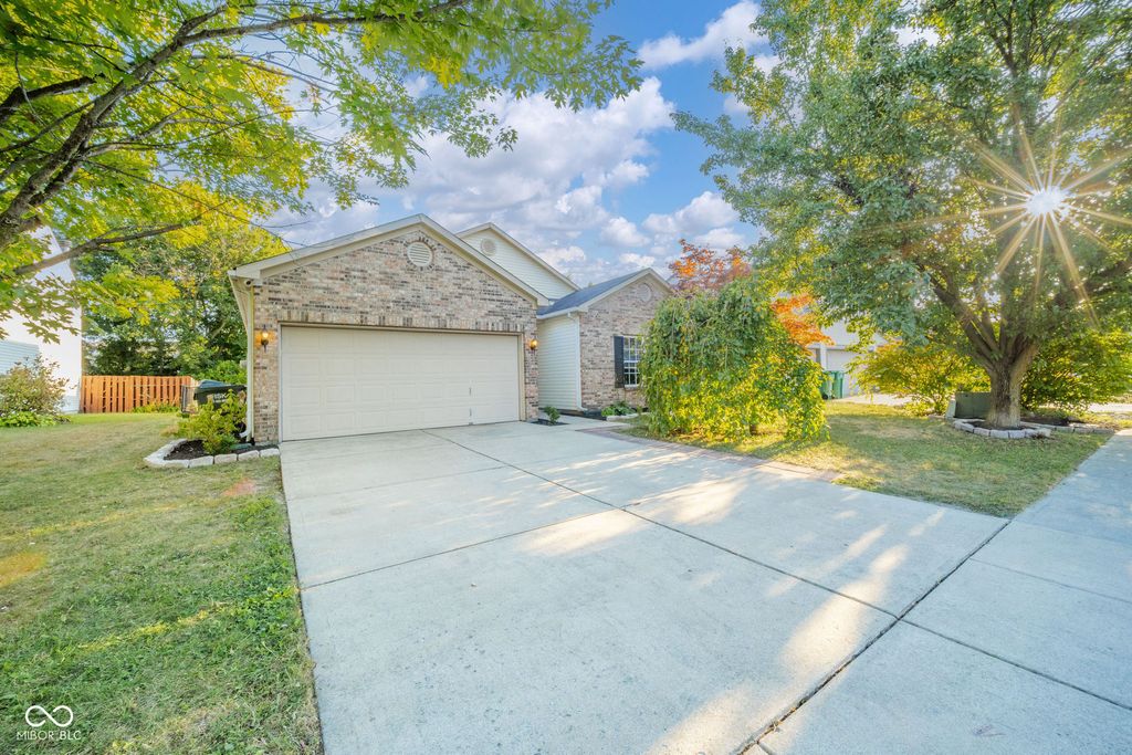 1461 Eucalyptus Circle, Greenfield, IN 46140