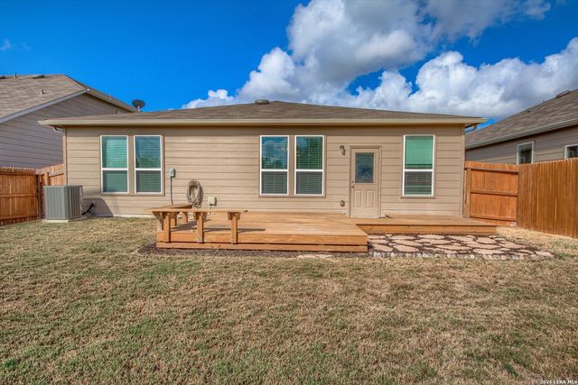 10606 Century Farm, Converse, TX 78109